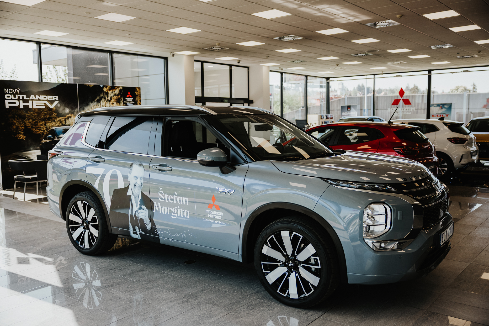 Nové Mitsubishi OUTLANDER PHEV 4X4 - Štefan Margita