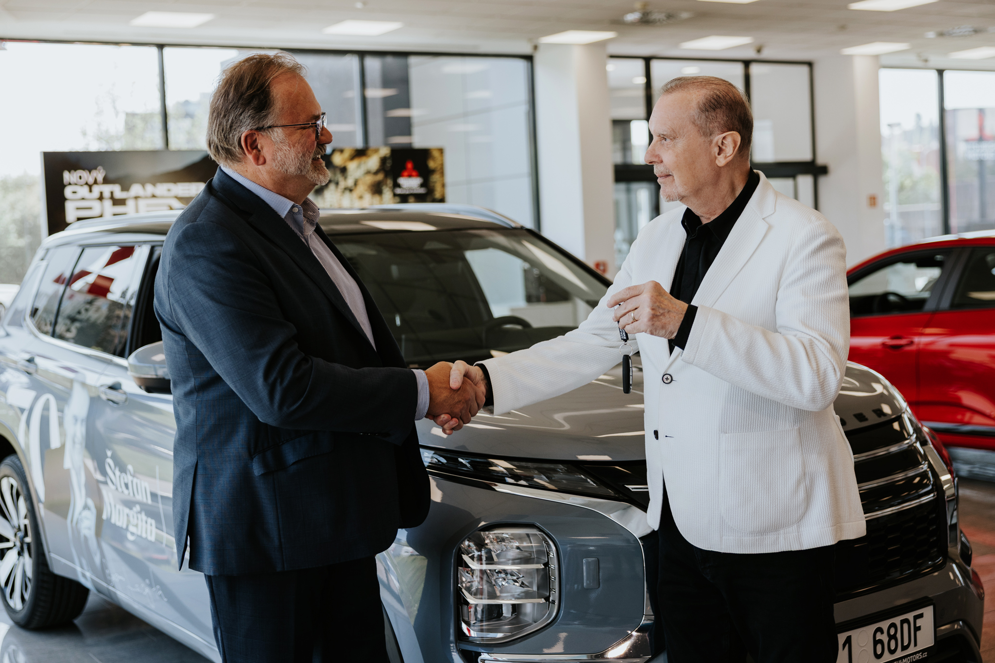 Nové Mitsubishi OUTLANDER PHEV 4X4 - Štefan Margita