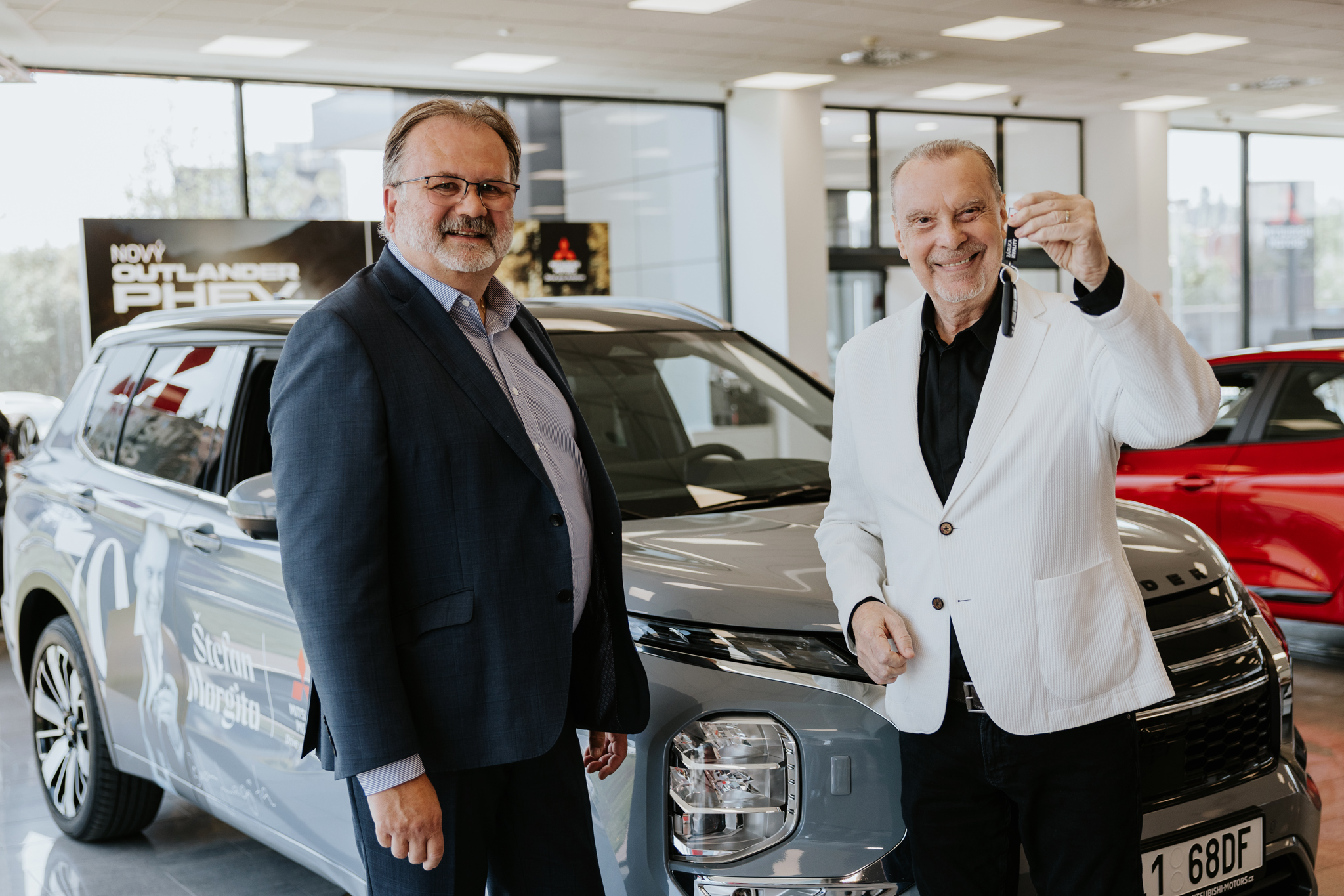Nové Mitsubishi OUTLANDER PHEV 4X4 - Štefan Margita