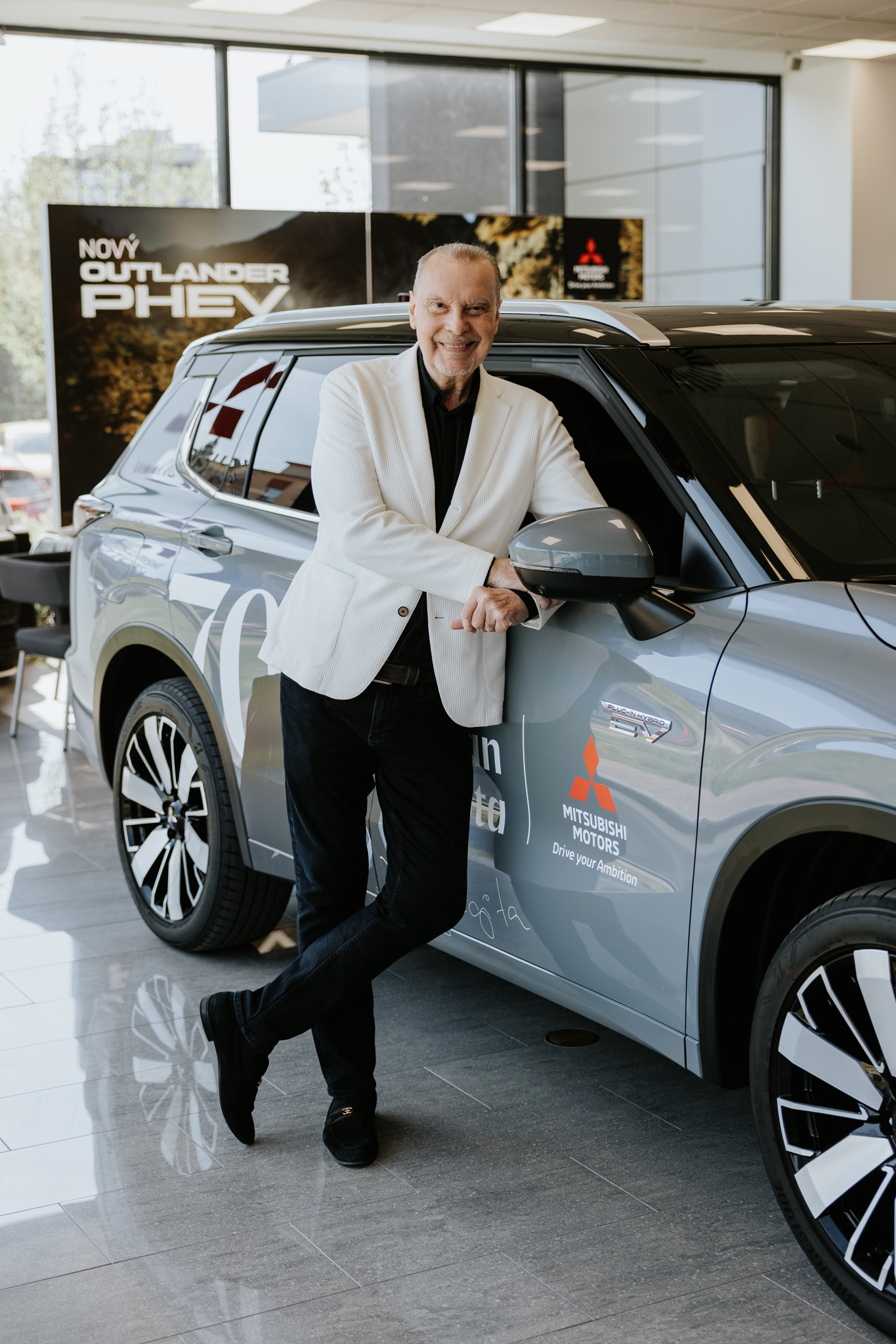 Nové Mitsubishi OUTLANDER PHEV 4X4 - Štefan Margita